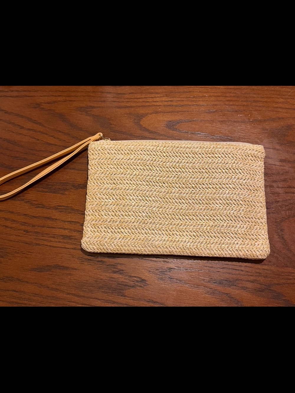 Source Unknown Natural Straw Wristlet Clutch with Tan Strap